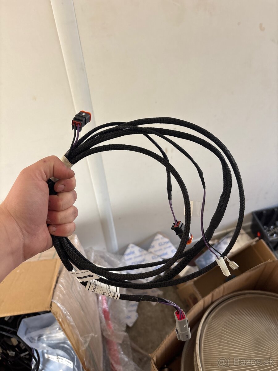 Kabeláž Mercedes - 12