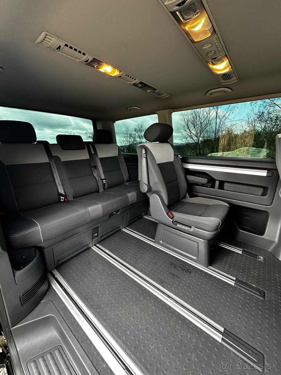Predám Volkswagen Multivan T5.1 2.0TDI 103kw naj.222000 - 12