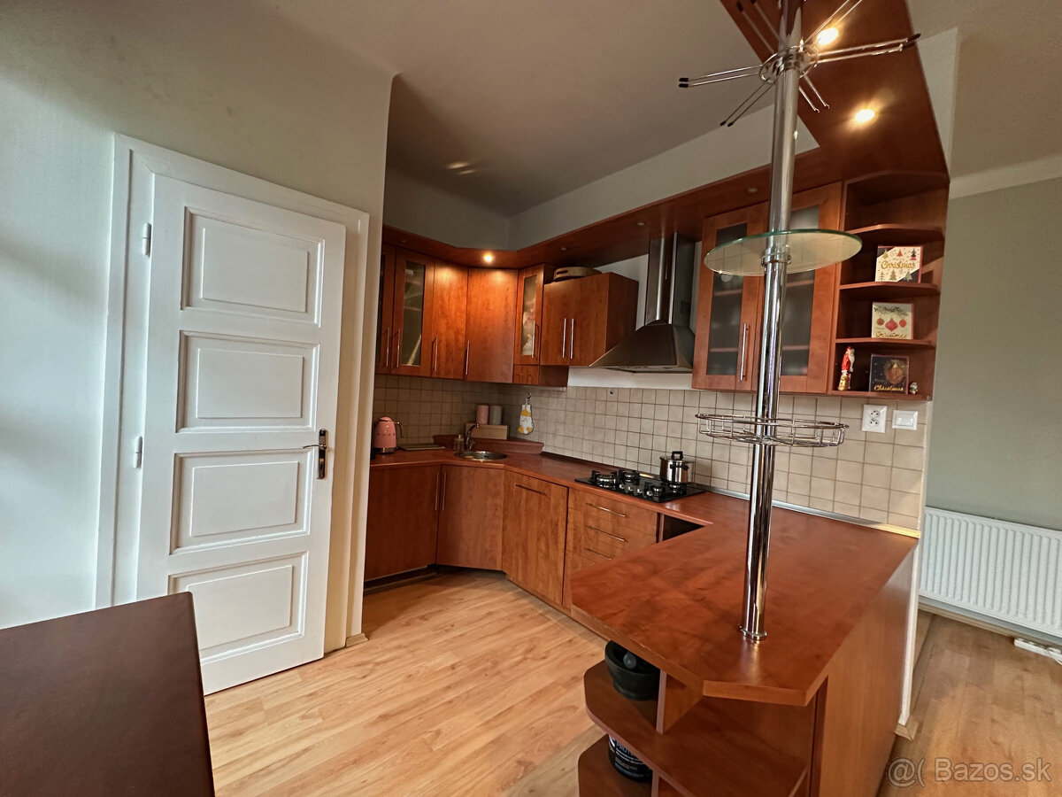 Predaj nadčasového 2-izbového bytu po kompletnej rekonštru - 12