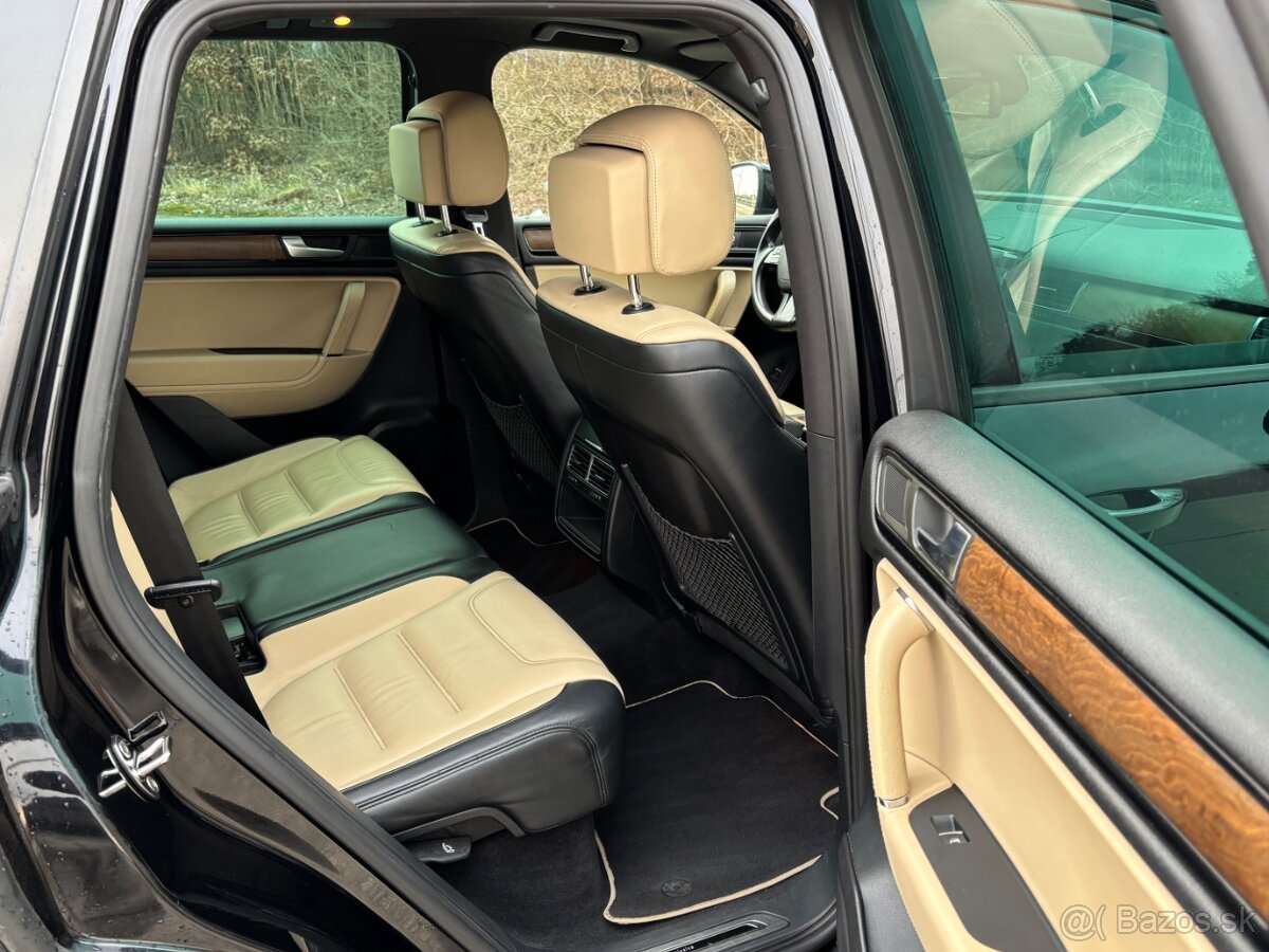 Volkswagen Touareg 3.0TDI Exclusive - 12