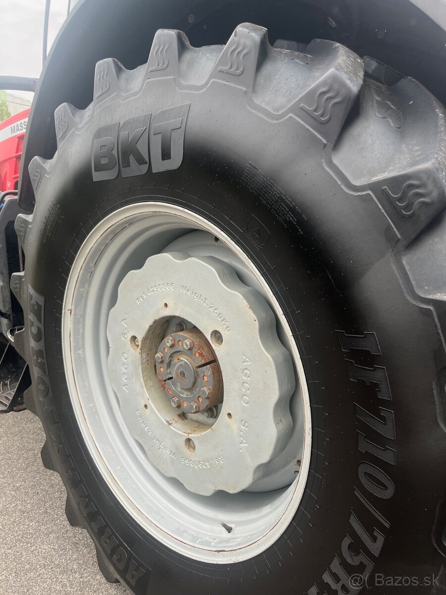 Massey Ferguson 8737 Dyna-VT - 12