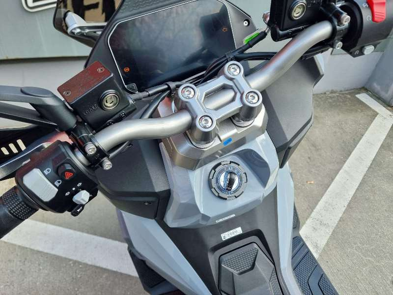 SYM ADX 300 ABS TCS (R3) - 12