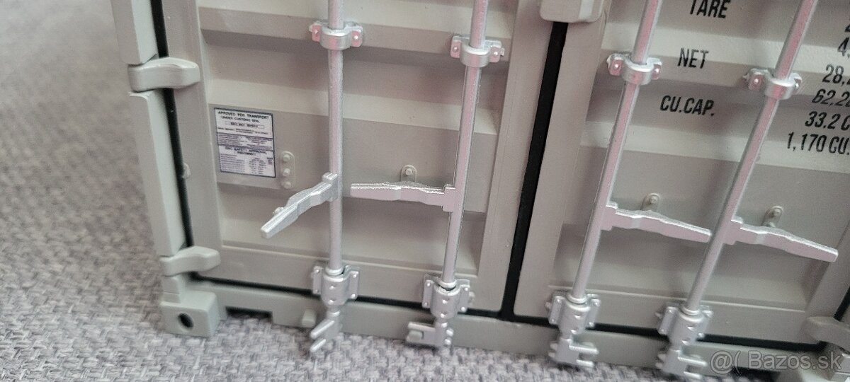 Predam kontainerovy naves v mierke 1/20 - 12