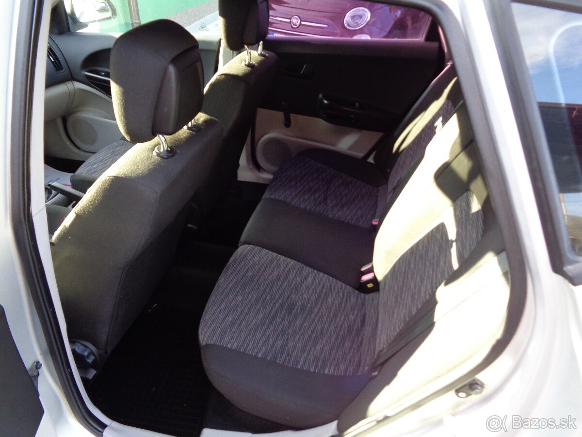 KIA Cee’d 1.6 CRDi VGT LX - 12