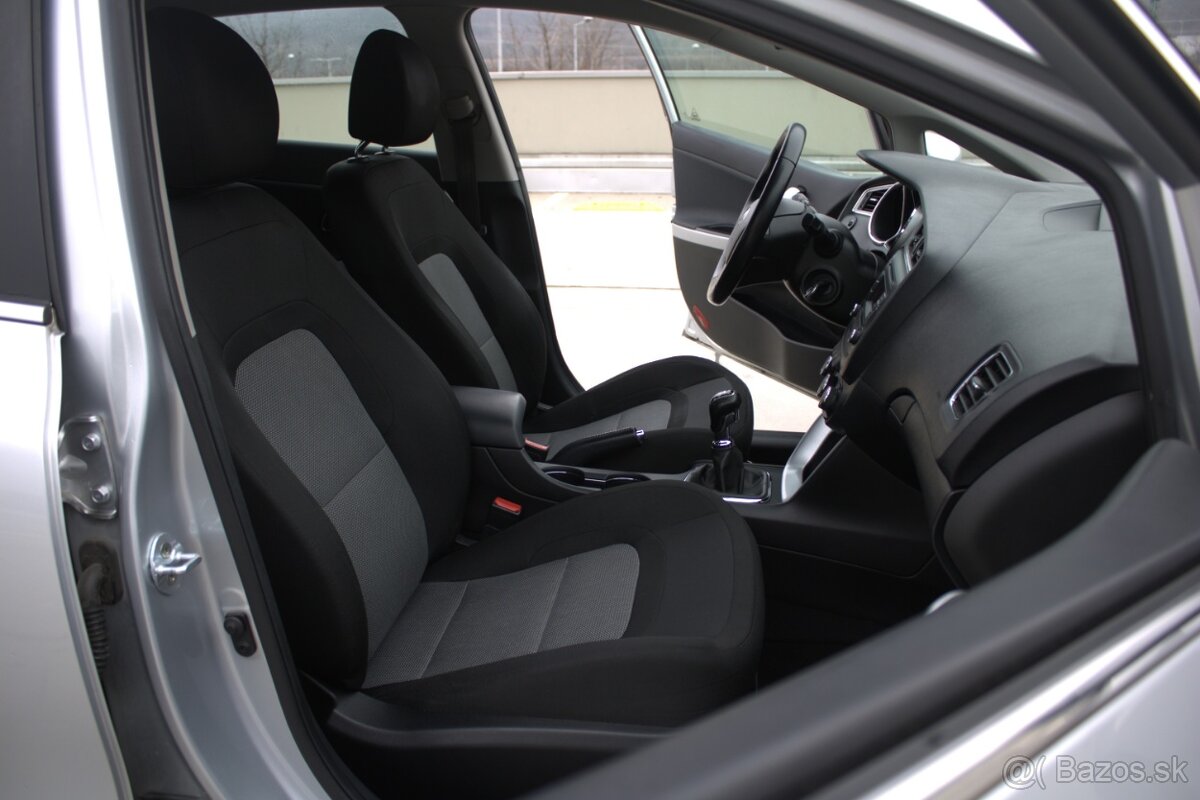 Kia Ceed 1.6 GDi, Silver, 99kw, MT6 - 12