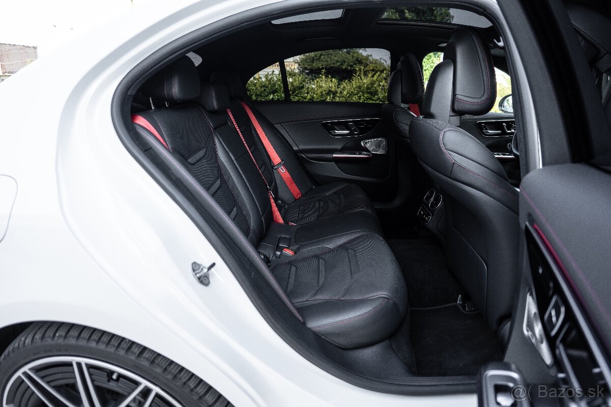 Mercedes C43 AMG 4matic+ Na prenájom - 12