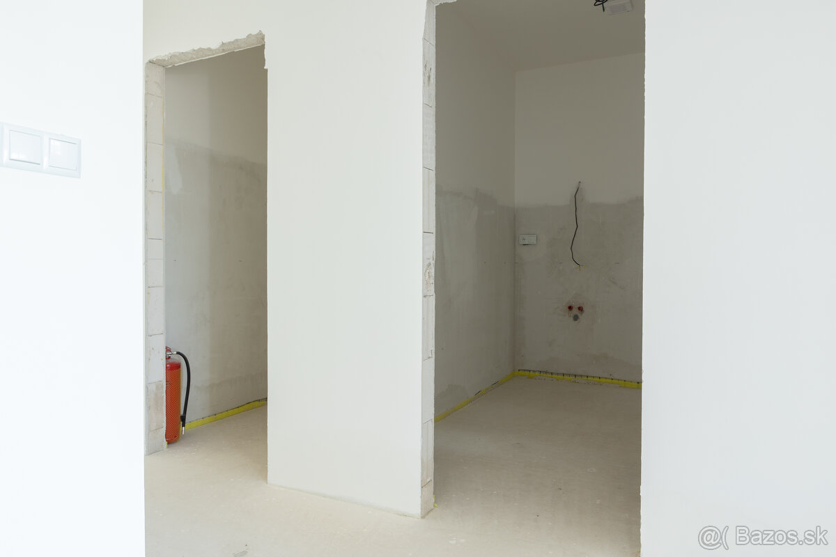 Posledný RODINNÝ DOM v rádovej zástavbe - projekt Pod Ráblom - 12