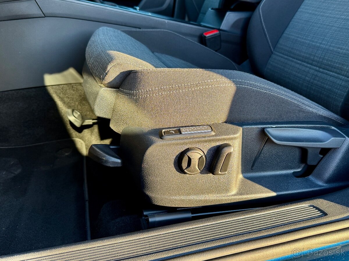 VW Passat 2.0TDI 4Motion / DSG / 2020 / LED MATRIX / ŤAŽNÉ - 12