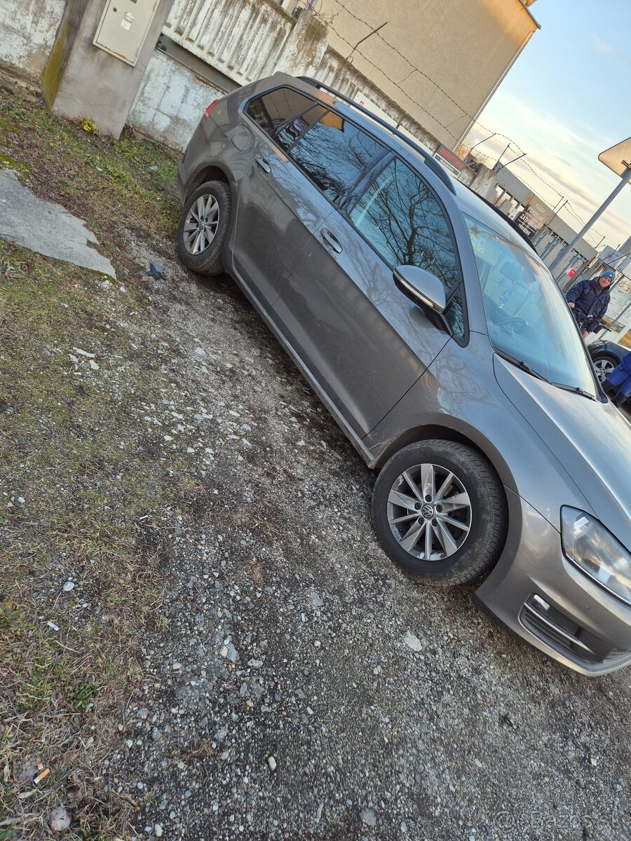 Predám volswagen golf 7 - 12