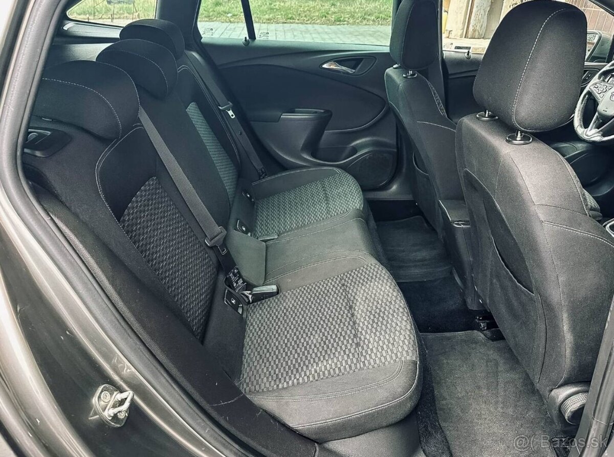 Opel Astra Sport Tourer ST 1.6 CDTI 110k Dynamic - 12