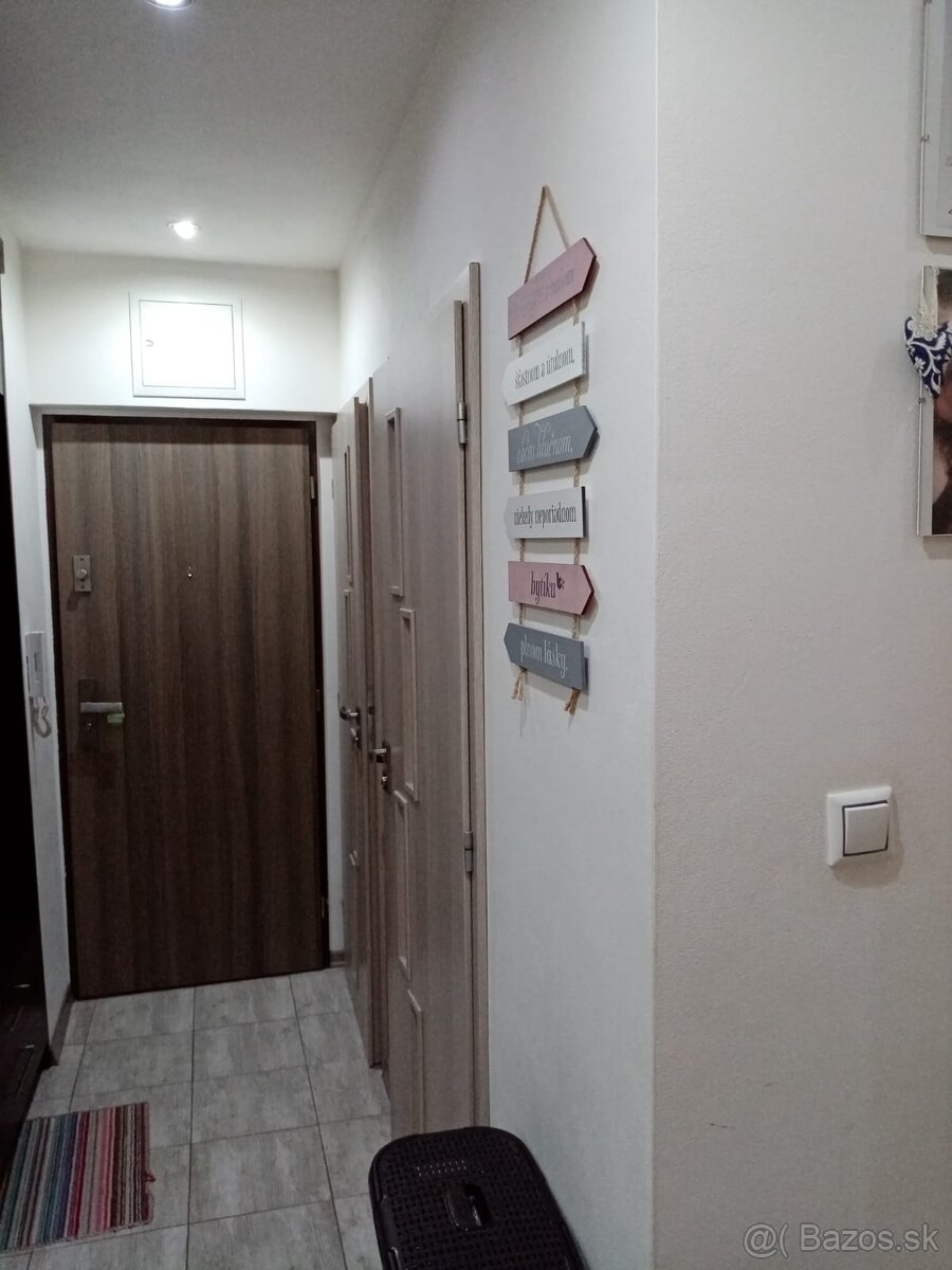 Predám zrekonštruovaný byt Giraltovce - 12