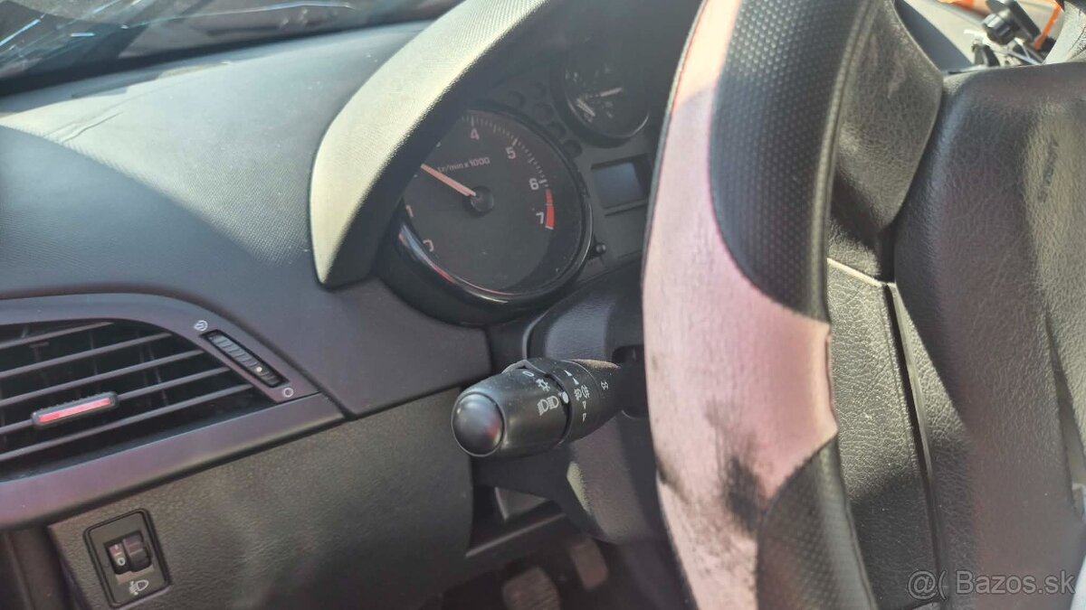 Peugeot 207 1,4i 54kw kód: KFV - 12