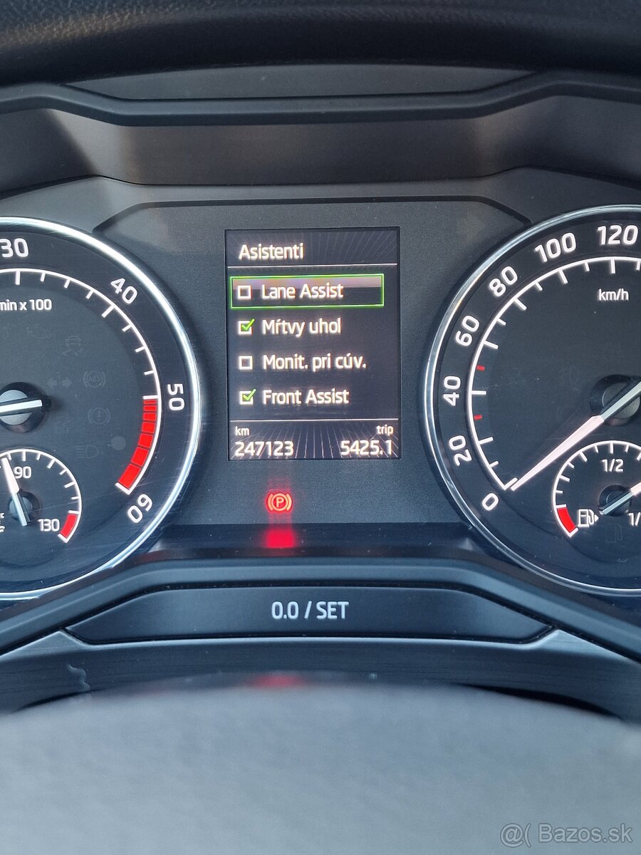 Superb III 2.OTDI DSG 110KW - 12