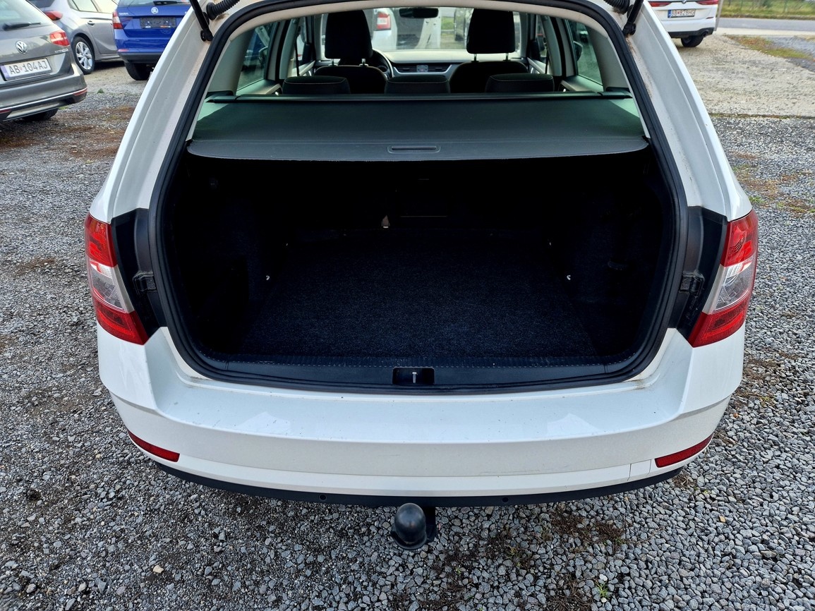 Škoda Octavia Combi III FL 2,0 TDi 110 kW DSG DRIVE - 12