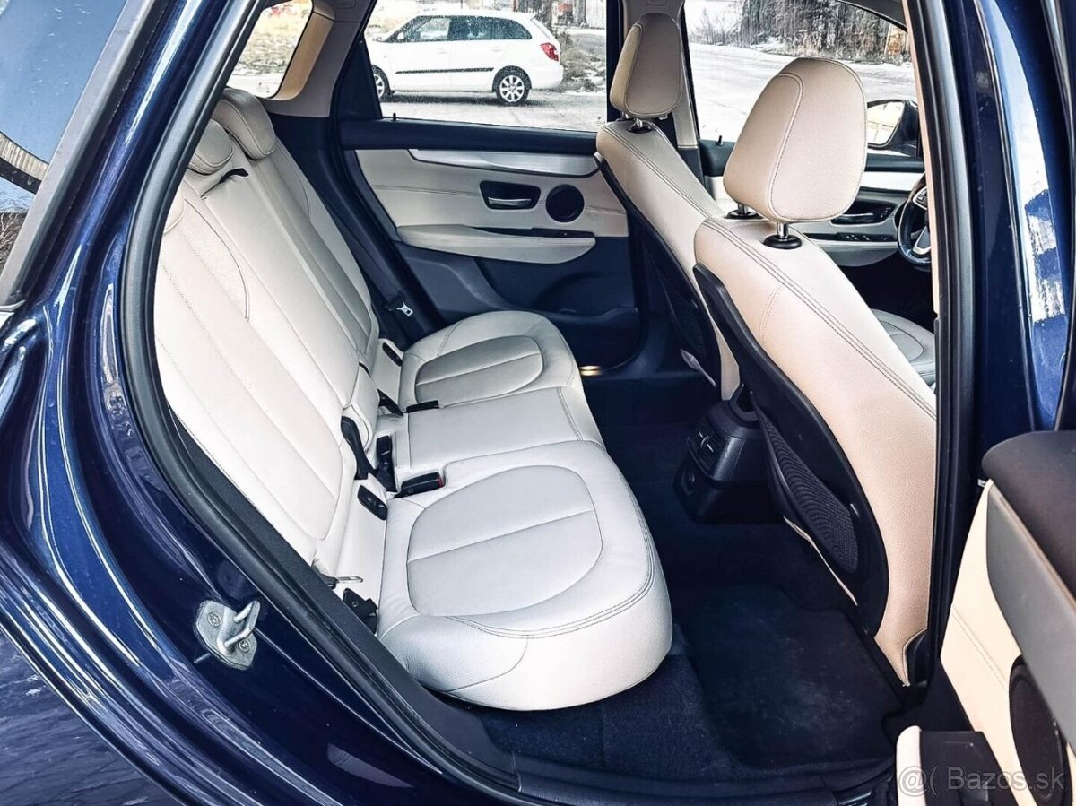BMW Rad 2 Active Tourer 2 218d Luxury Line A/T - 12