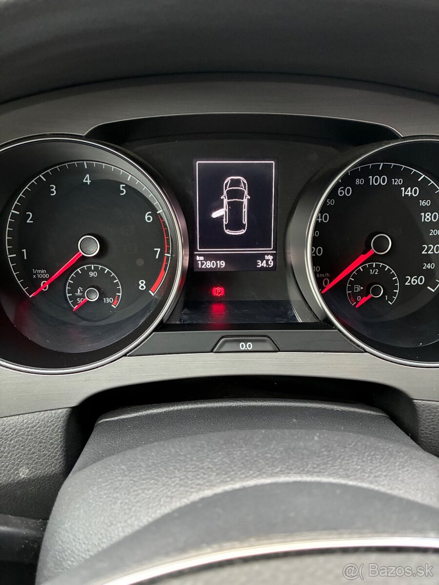 ZNIZENA CENA Golf Sportsvan 1,2 TSi benzin 110k - 12