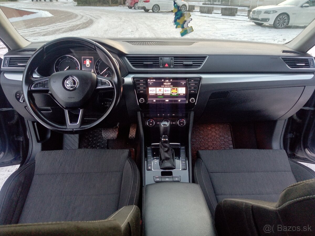 Škoda Superb Combi 2.0 TDI 110kw DSG Ambition - 12