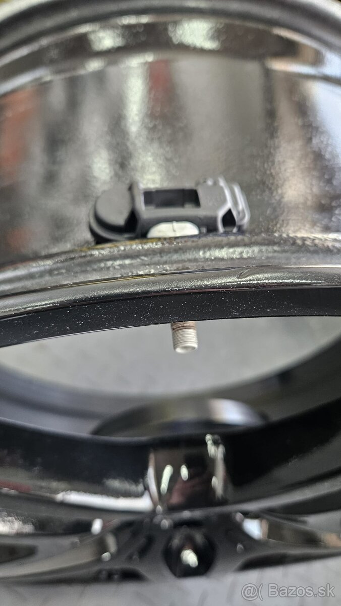 Na predaj ALU disky Mercedes R21 - 12