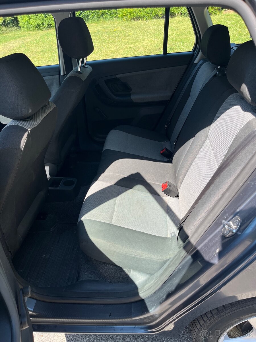 Skoda fabia combi II 1.2 51 kw - 12