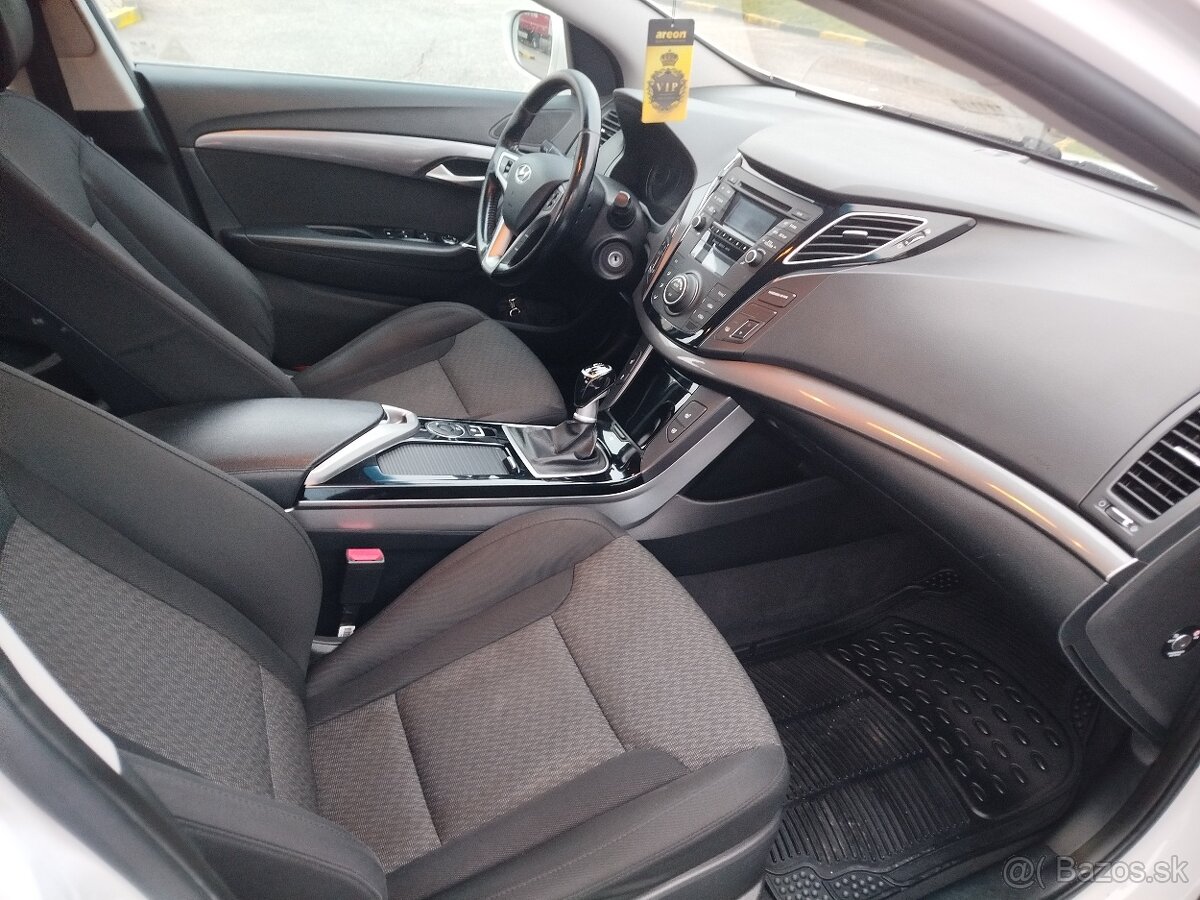 Hyundai i40, 1.7CRDi, sedan, model 2015 - 12