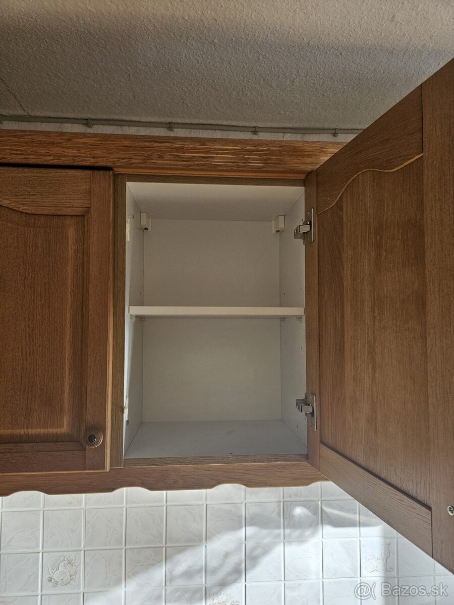 Masívna kuchynská linka z Nemecka so spotrebičmi - 12