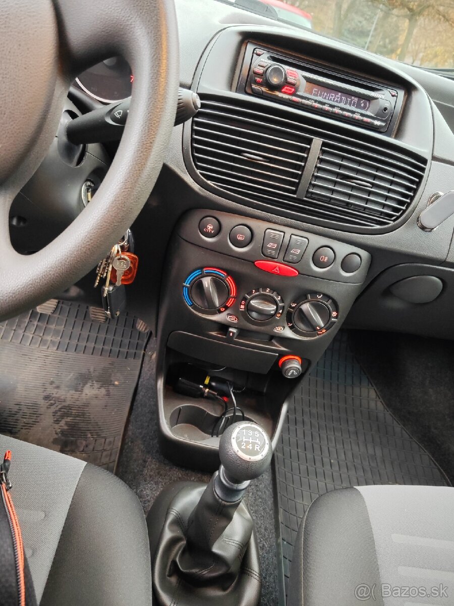 Fiat punto 1.2 classik 48 500 km bez korozie - 12