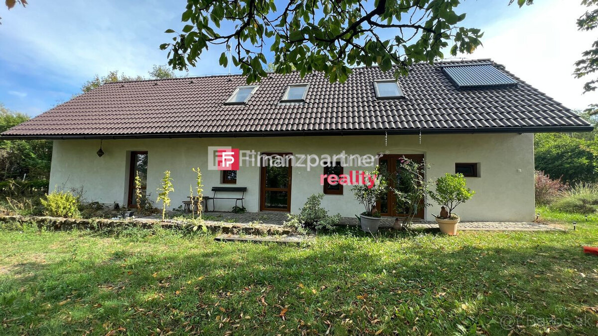 Usadlosť na samote, pozemok 15000 m², Žemberovce, Levice - 12