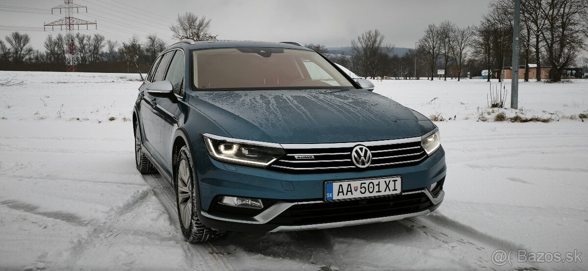 VW Passat Alltrack - 12