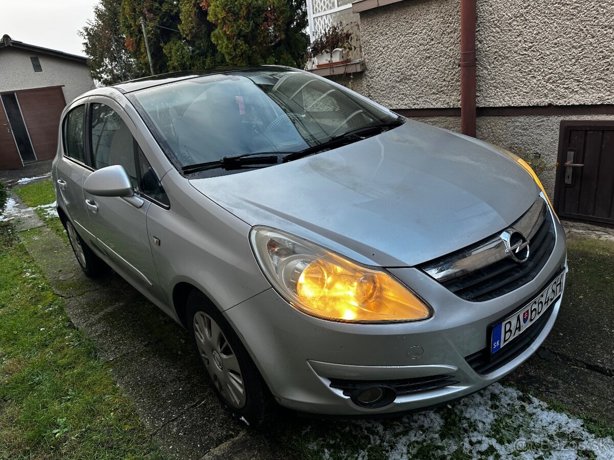 Opel corsa 1.4, čerstvo po STK,2007 - 12