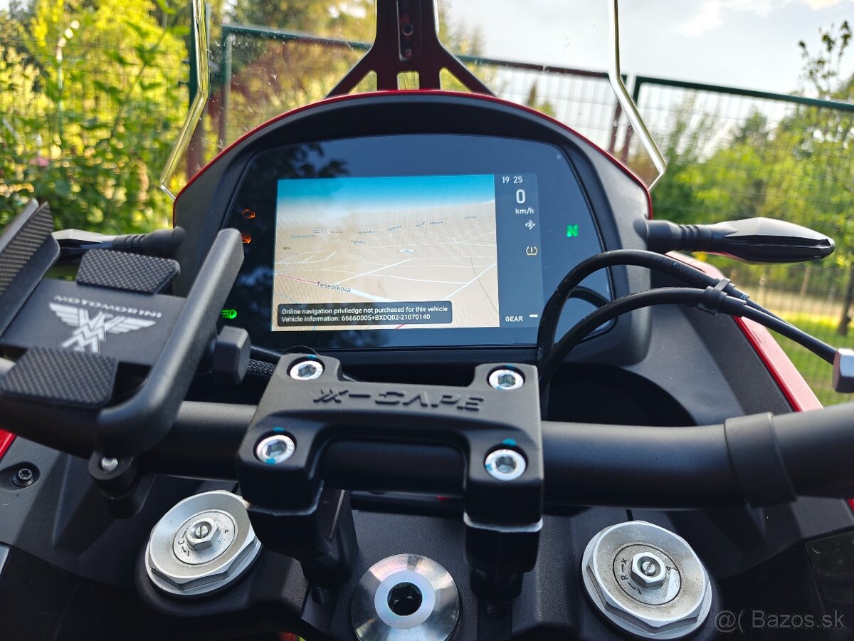 Moto Morini X-Cape 650 - 12