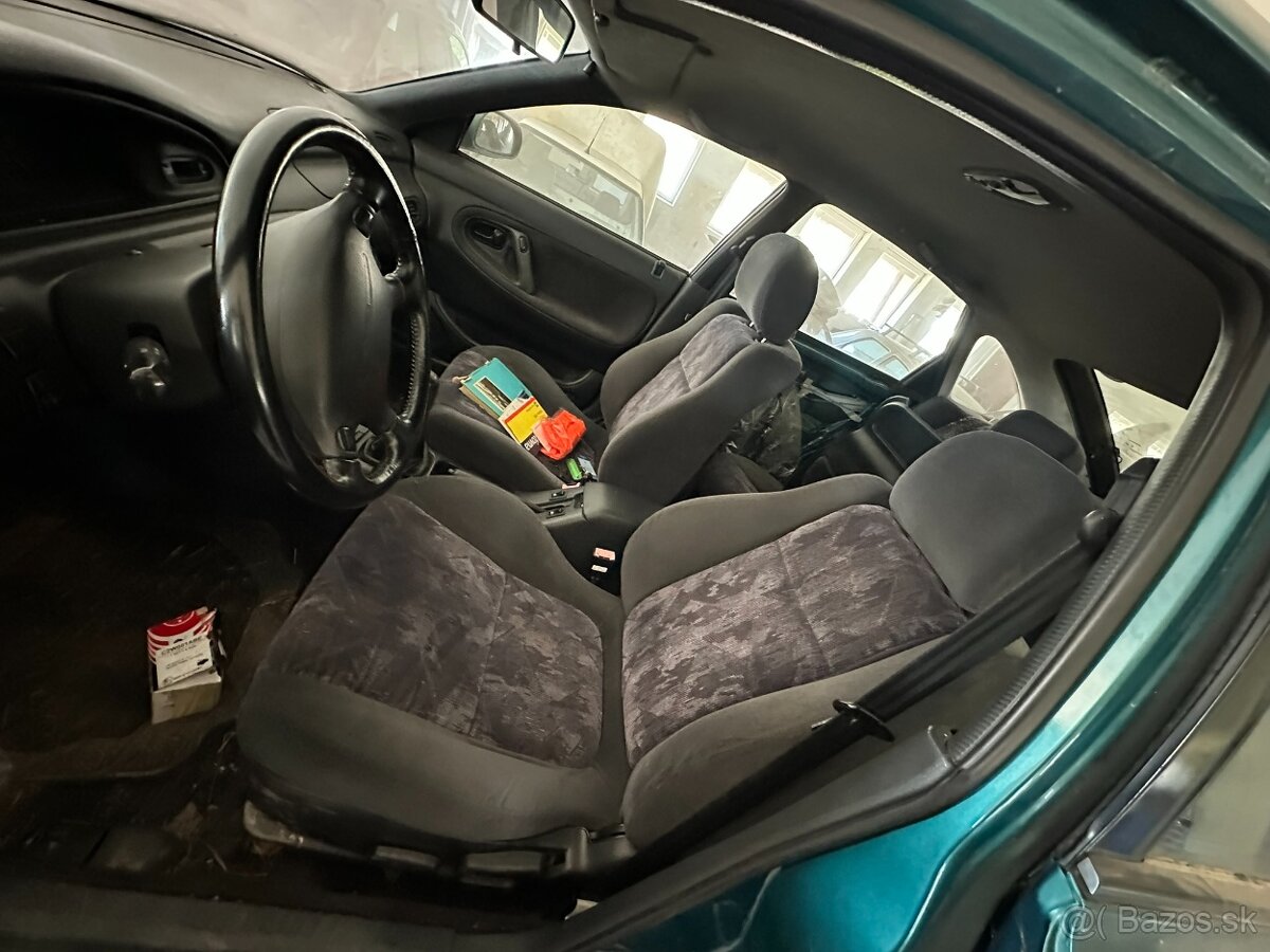 Mazda 626 2.5 V6 - náhradní díly - 12