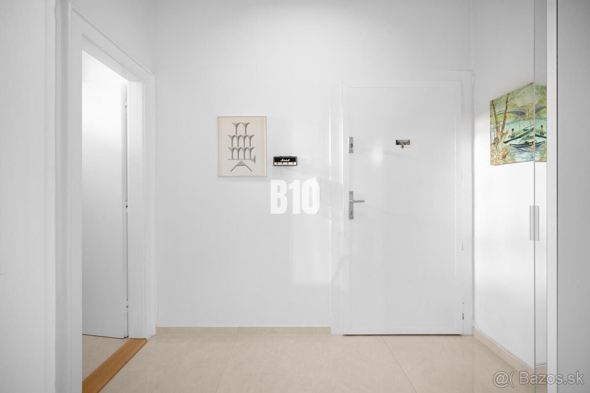 STAROMESTSKÝ 4 IZBOVÝ BYT S ATMOSFÉROU PRI MEDICKEJ ZÁHRADE - 12