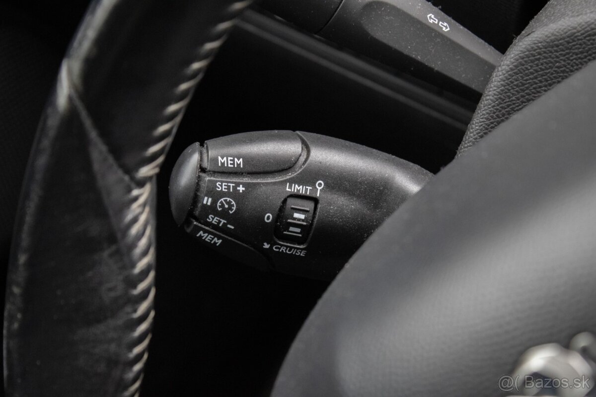 Peugeot 308 1.6HDi Allure 88kW - 12