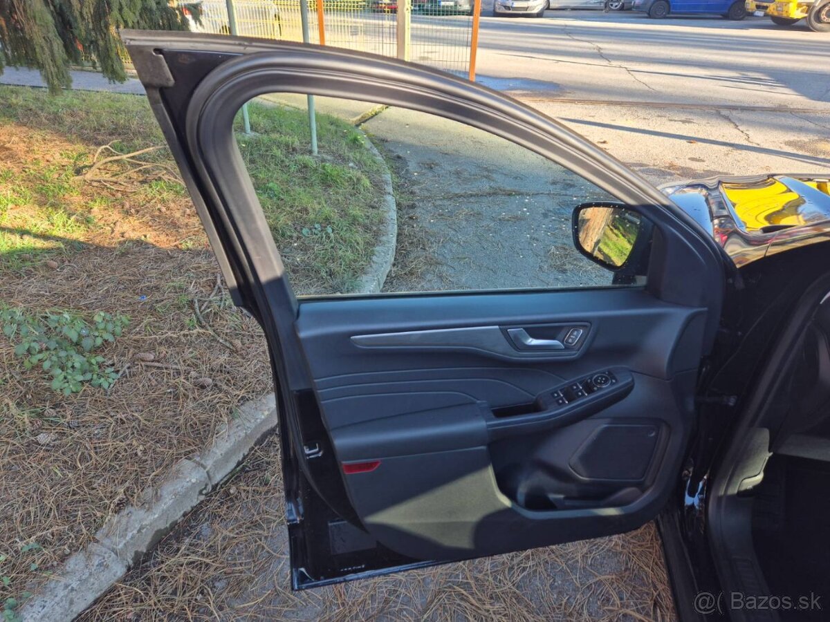 Ford Kuga 2.5 Duratec HEV 190k Titanium eCVT - 12