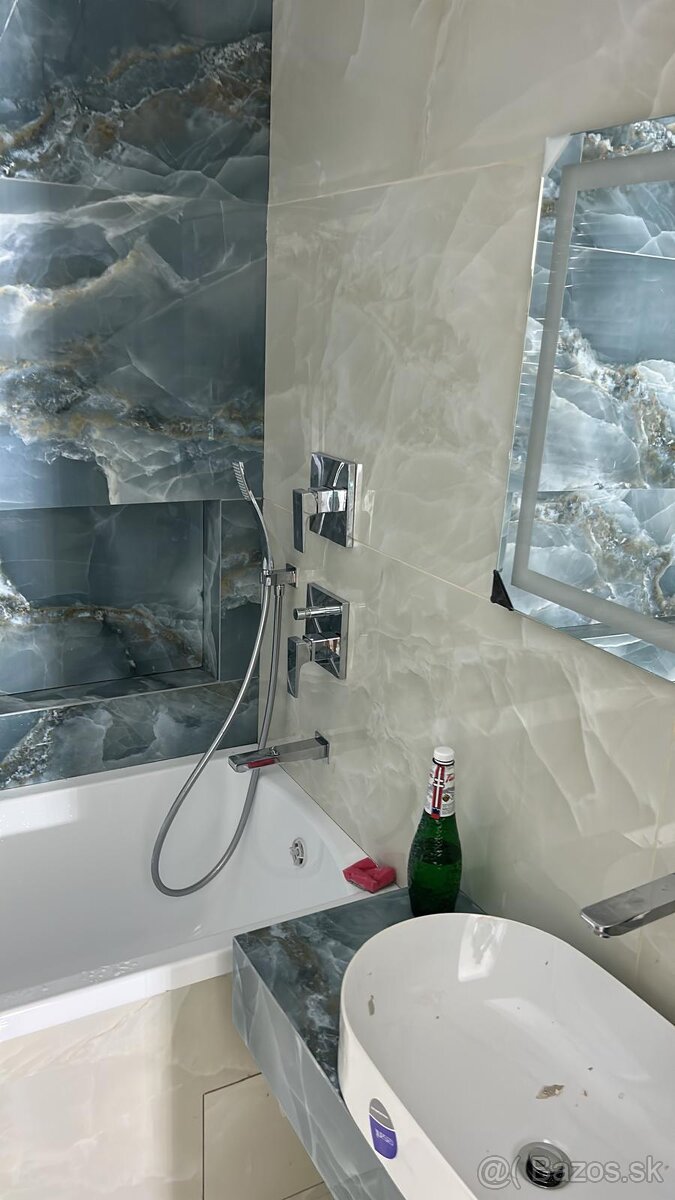 REKONŠTRUKCIA BYTOV - 12