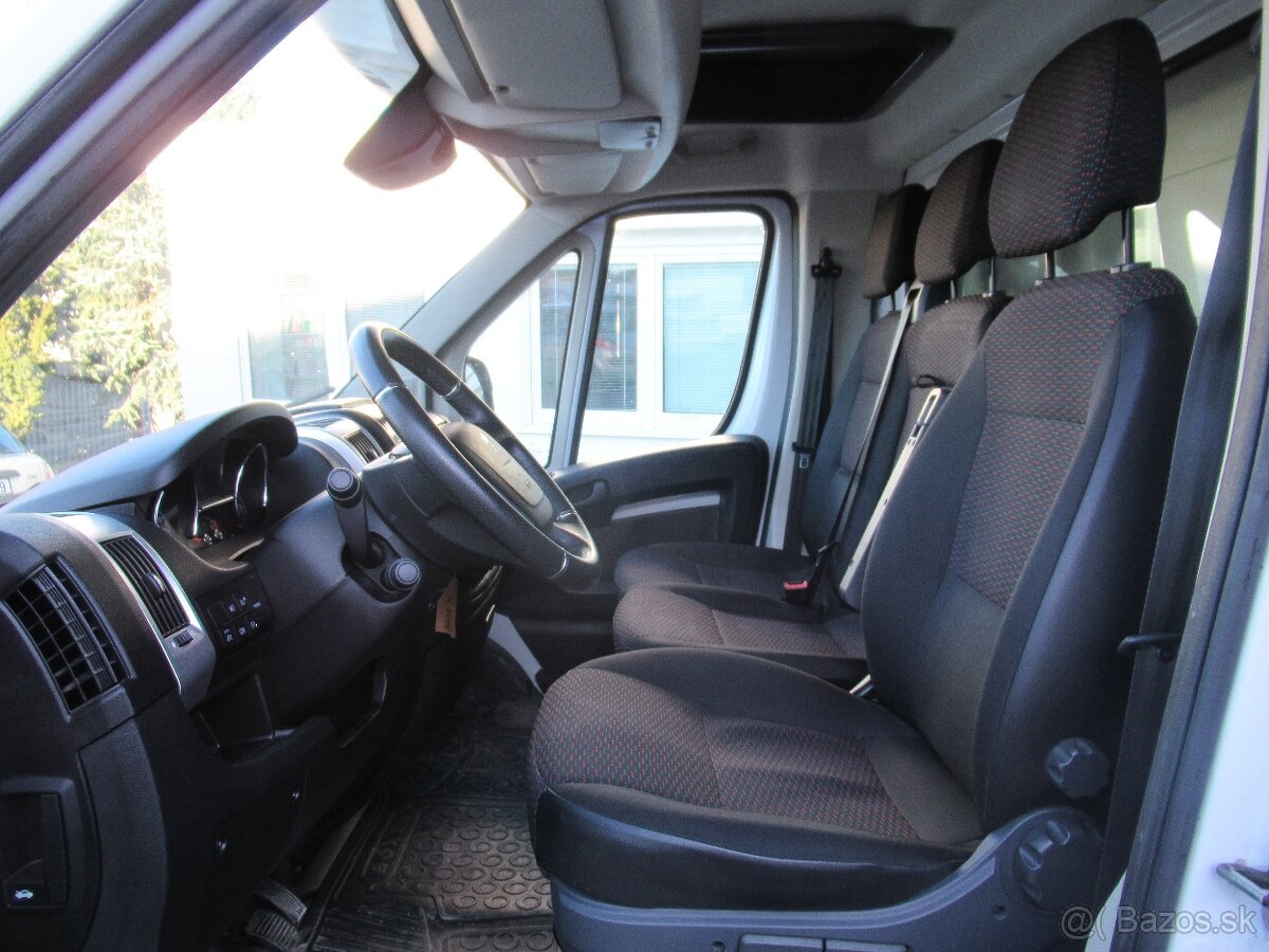 PEUGEOT BOXER 2,2HDI 121kw - 12