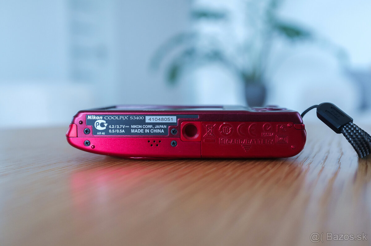 Nikon COOLPIX S3400 červený - 12