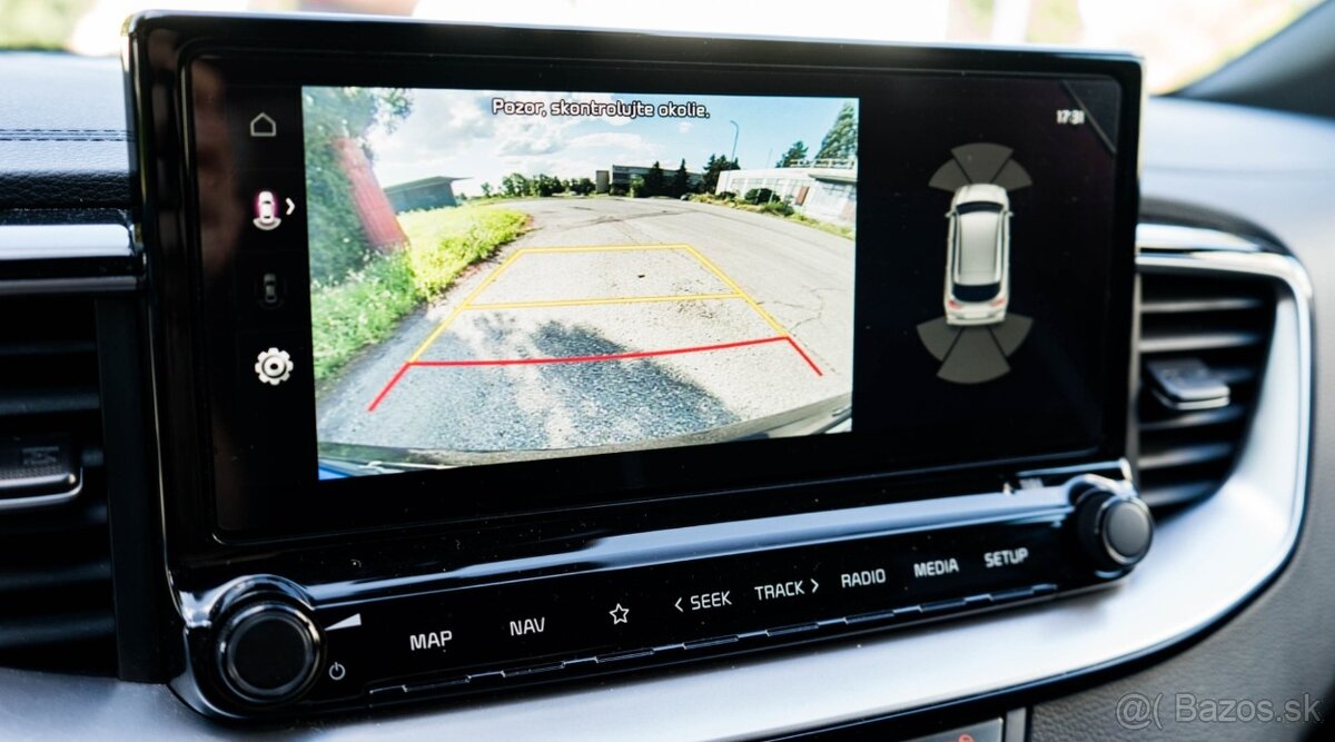 Kia Ceed SW 1.5 T-GDi GT-Line - 12