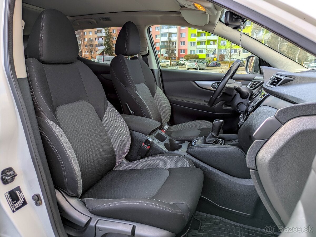 Nissan Qashqai DIG-T 115 N-Connecta Xtronic - 12