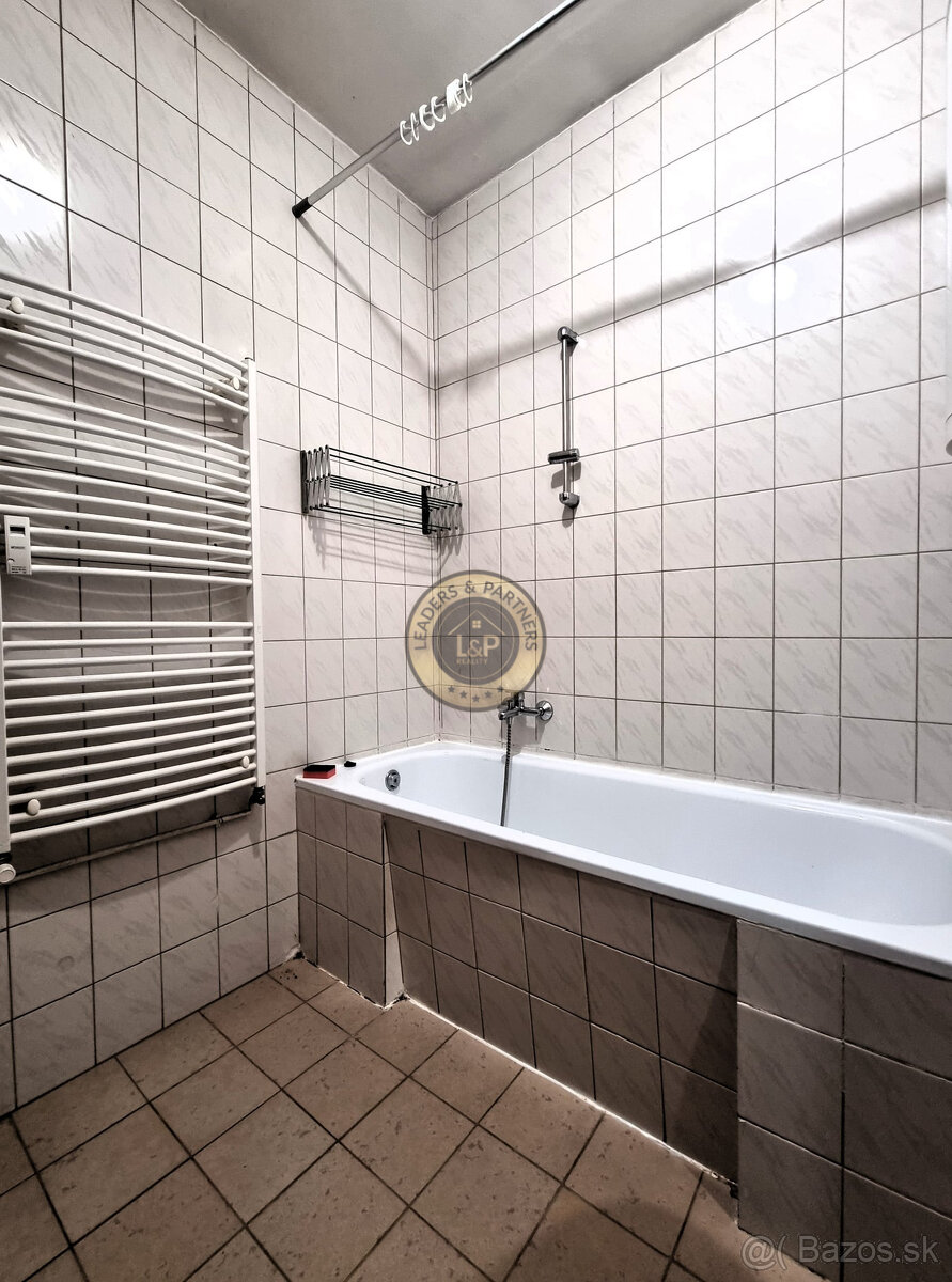 PREDAJ 3izbový byt Mosonmagyaróvár - 12