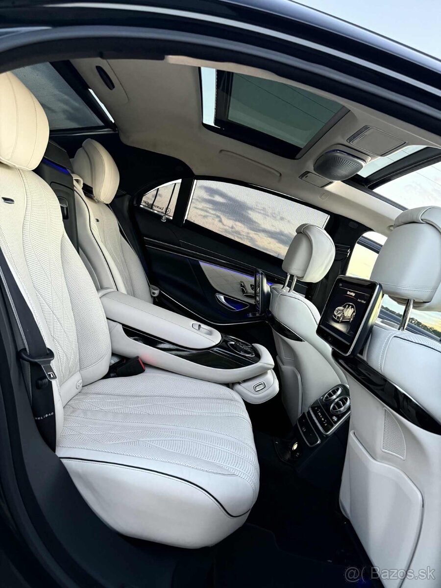 Mercedes Benz S63 AMG - 12