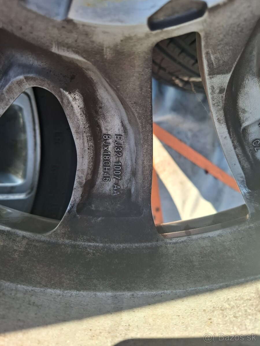 Rang rover evoque elektrony r18 235/60r18 - 12