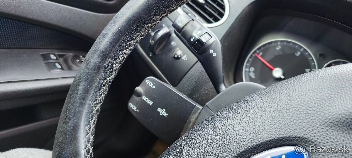 Ford Focus Combi 1.8 TDCi Ghia - 12