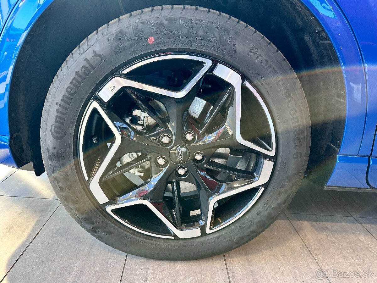 Ford Kuga 2.5 Duratec PHEV 225k ST-Line CVT - 12