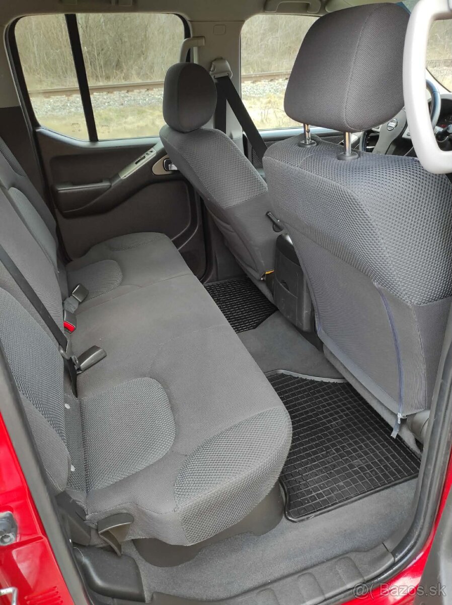 Nissan Navara D40 2.5 DCi 4x4 RV2009 - 12