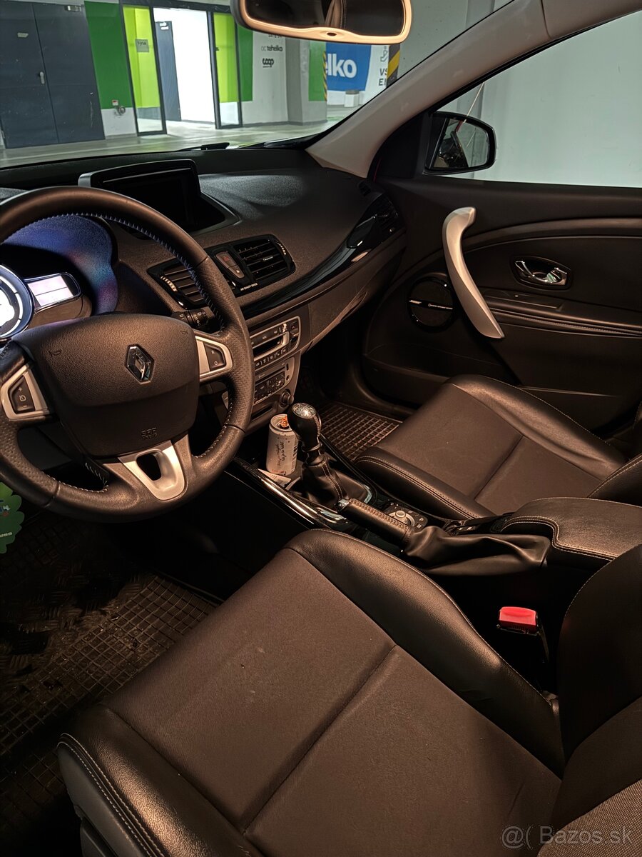 Renault Megane 2015 - 12