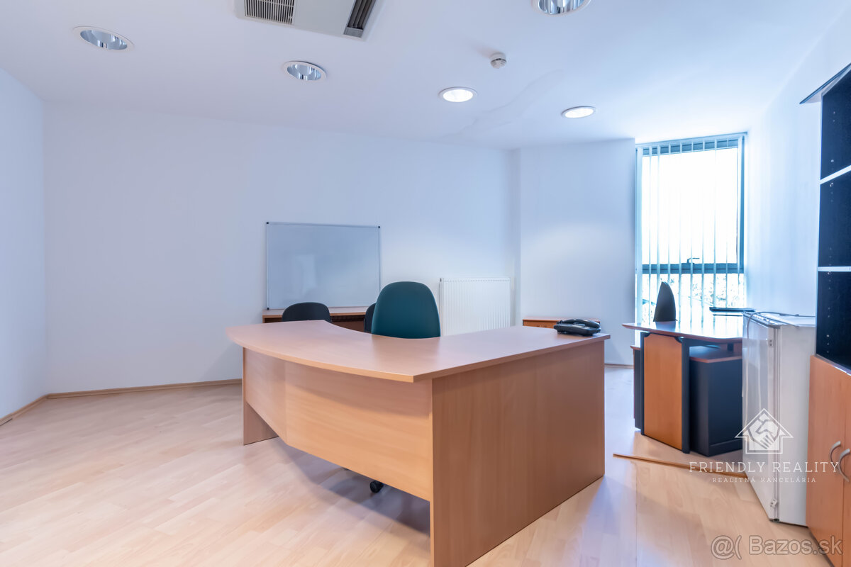 Prenájom kancelárií na Zlatých pieskoch pri Shopping Palace - 12