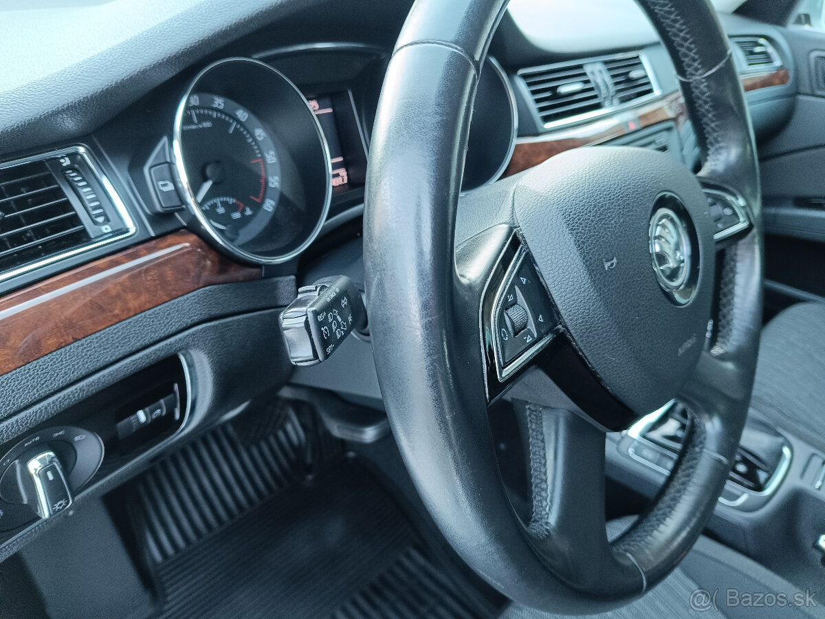 Škoda Superb 2,0 tdi combi, 170 PS, 4X4, DSG, r.v.2013 - 12