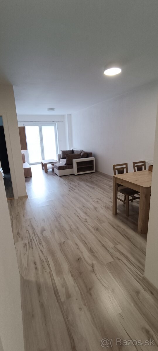 2 izbový byt s terasou v Liptovskom Mikuláši - 12