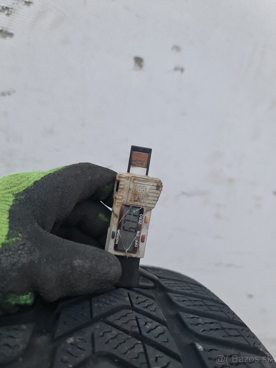 ZIMNE PNEU 245/40 R18 PIRELLI - 12